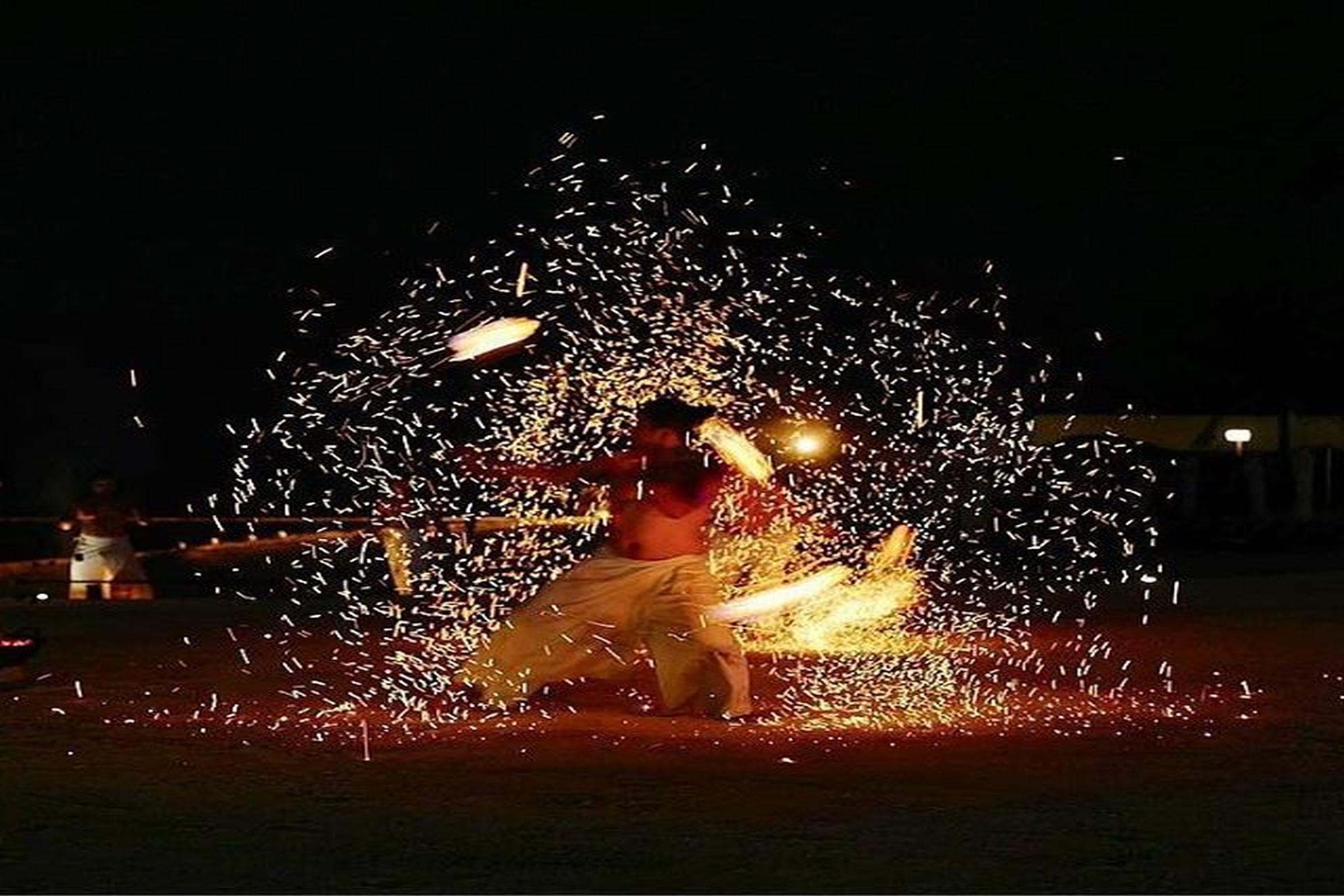 Crimson Resort And Spa Boracay Yapak Ngoại thất bức ảnh